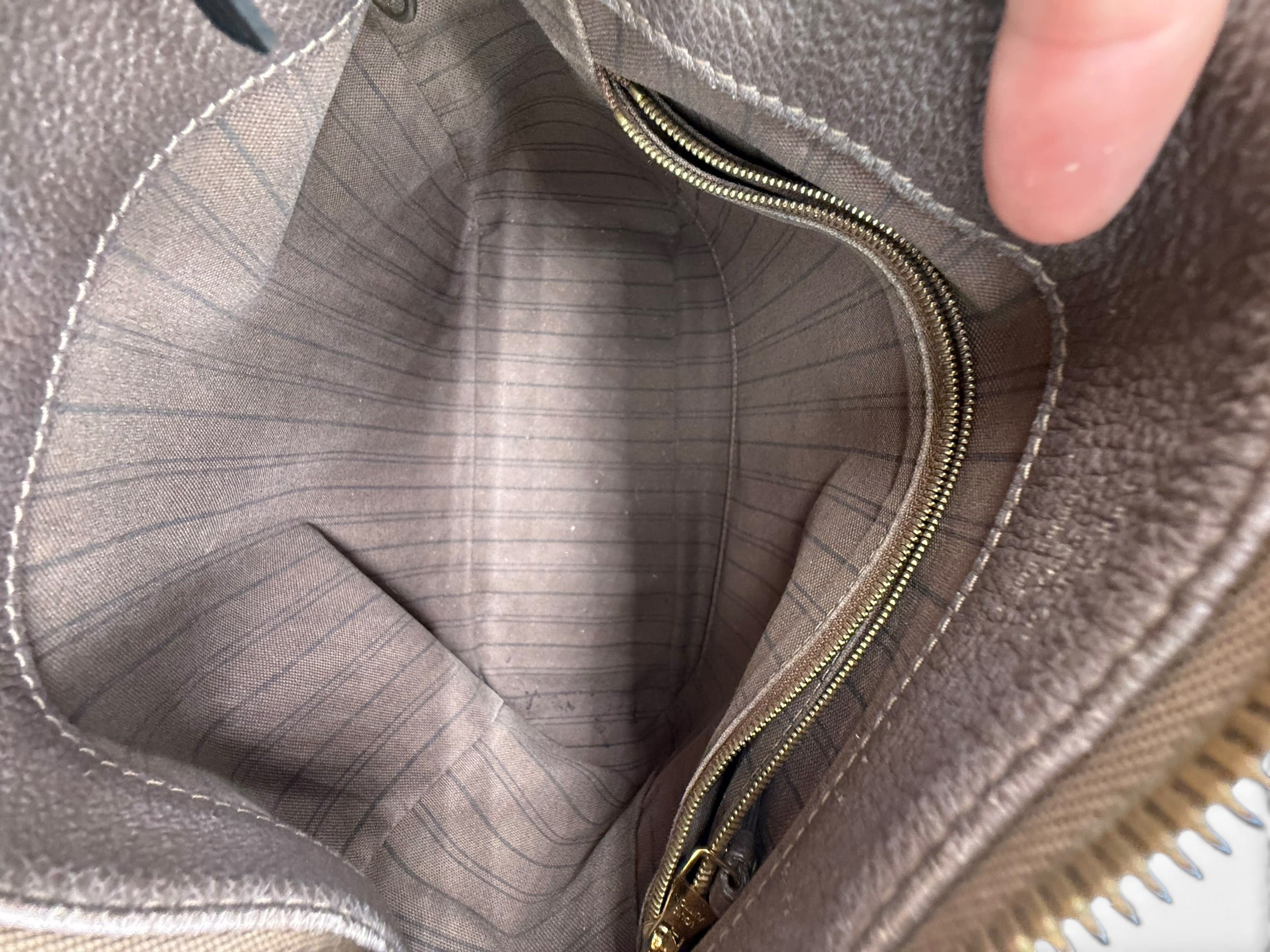 Louis Vuitton Audacieuse PM in Monogram Empreinte Leather Bag