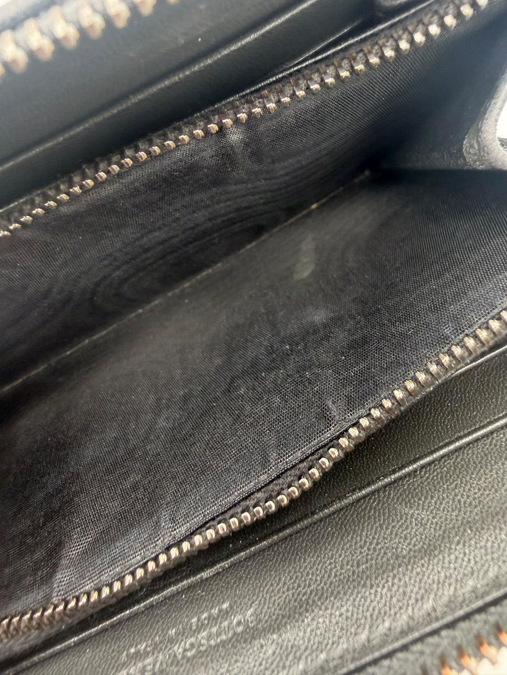 Bottega Veneta Black Leather Floral Appliqué Zip Wallet