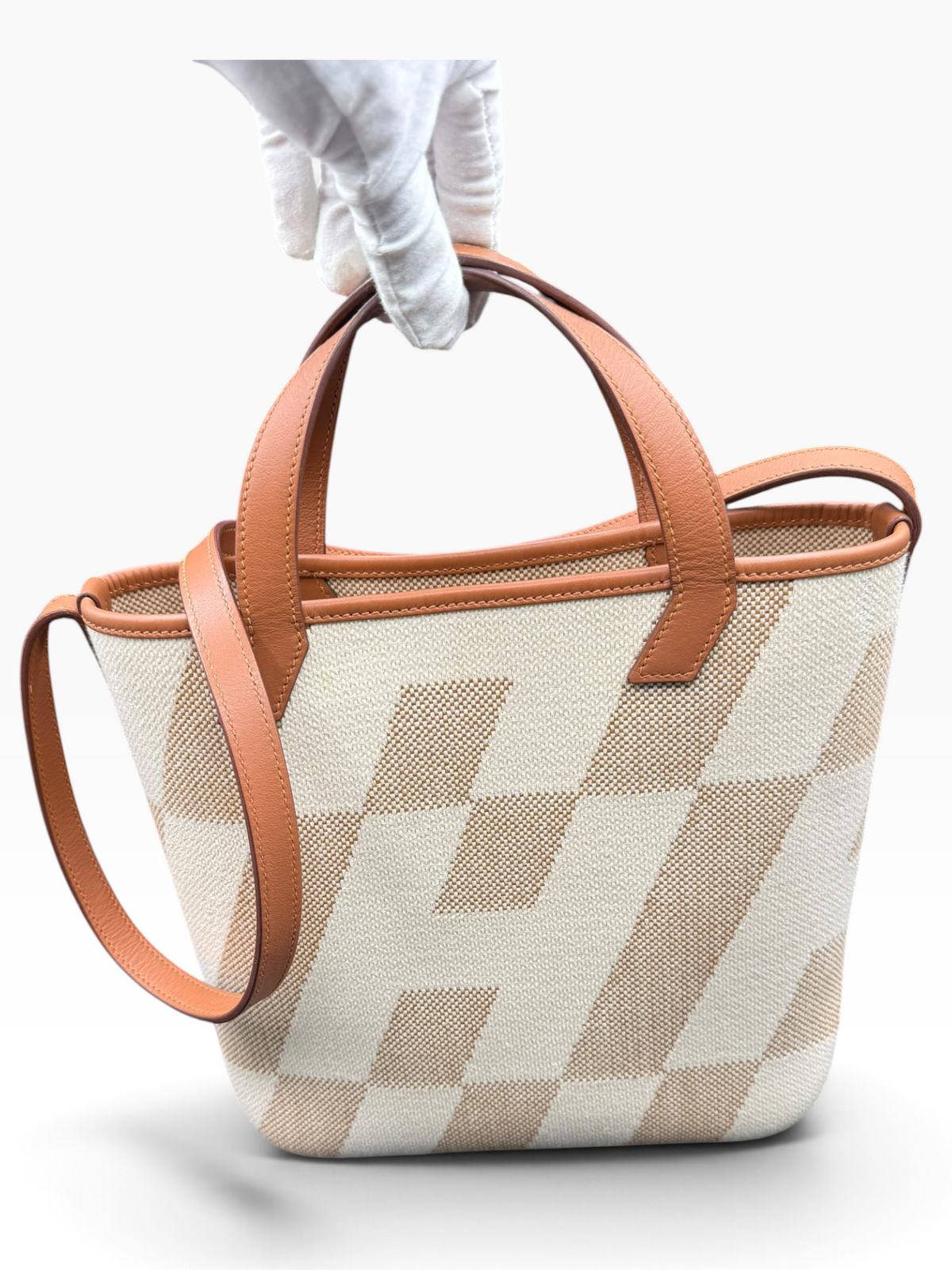 Hermès Cabas H en Biais 27 Écru Toile H Canvas & Gold Swift Leather Tote