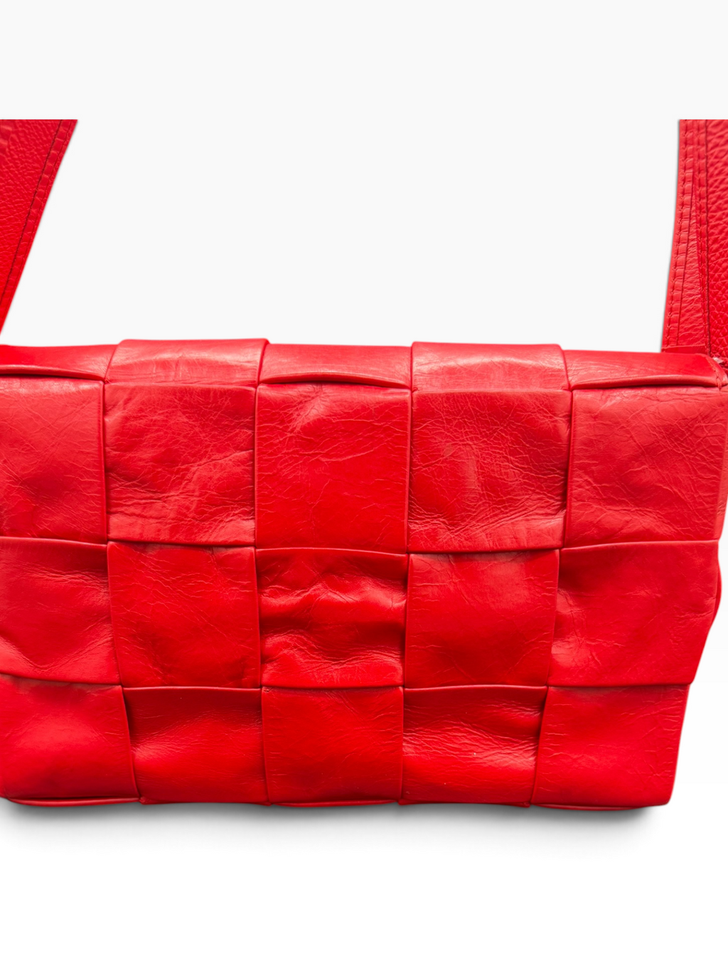 Bottega Veneta Red Intrecciato Leather Cassette Crossbody Bag
