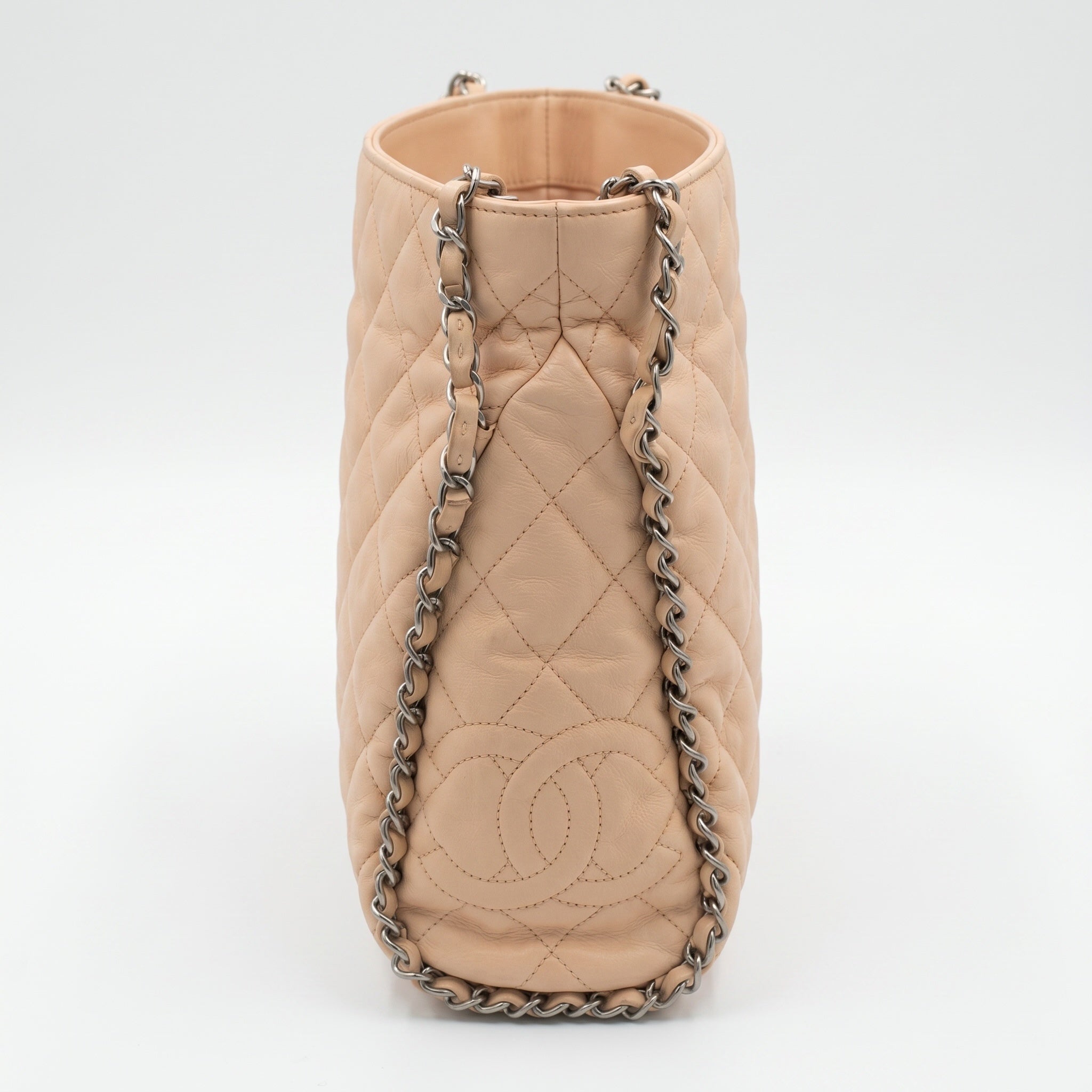 Chanel Chain Me Hobo Shoulder Bag Beige Clair Quilted Lambskin Leather