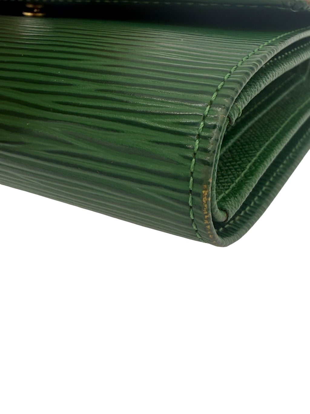 Louis Vuitton Vintage Borneo Green Epi Leather Sarah Wallet
