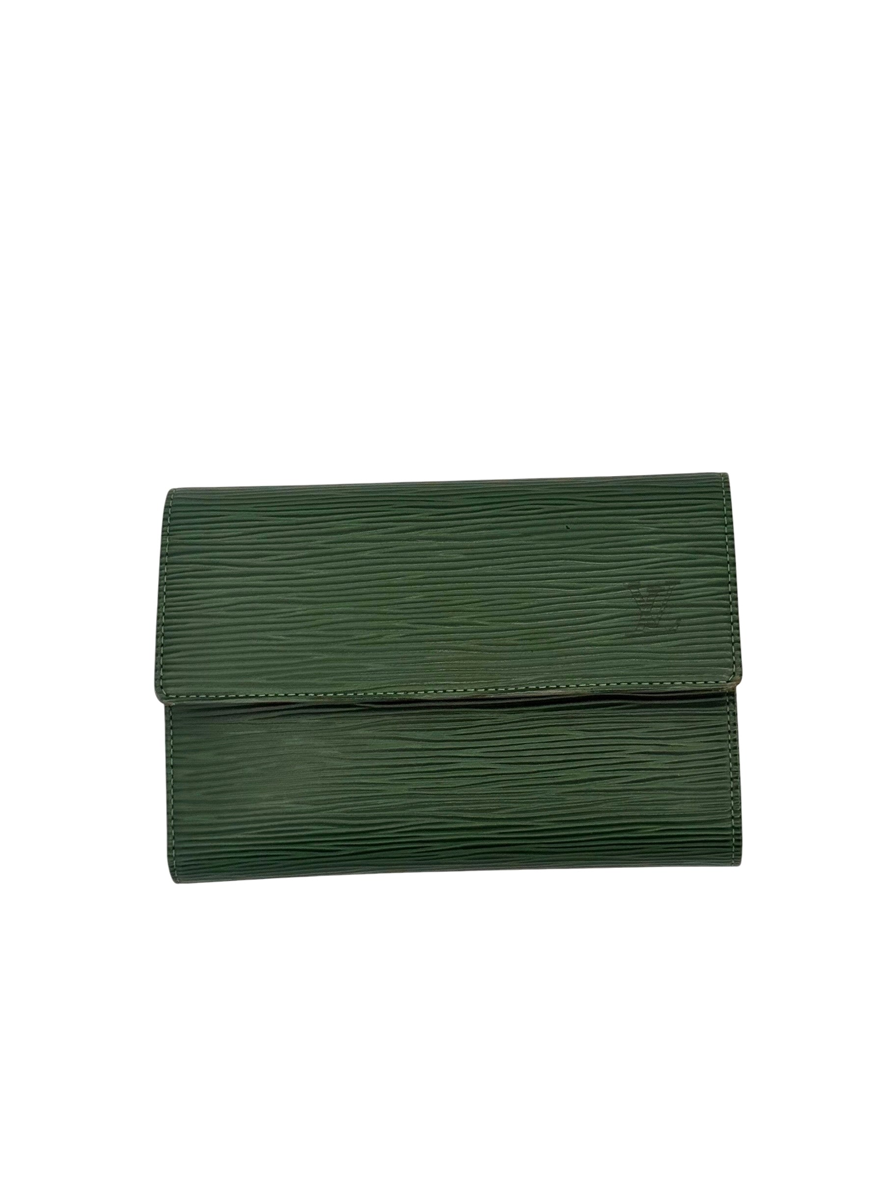 Louis Vuitton Vintage Borneo Green Epi Leather Sarah Wallet