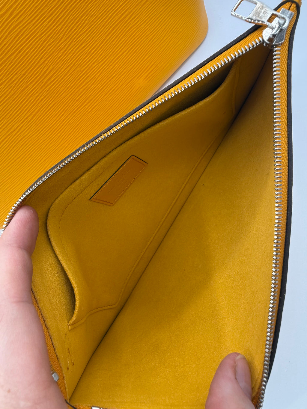 Louis Vuitton Epi Neverfull MM Yellow Jaune Citron Tote Bag w/ Pochette