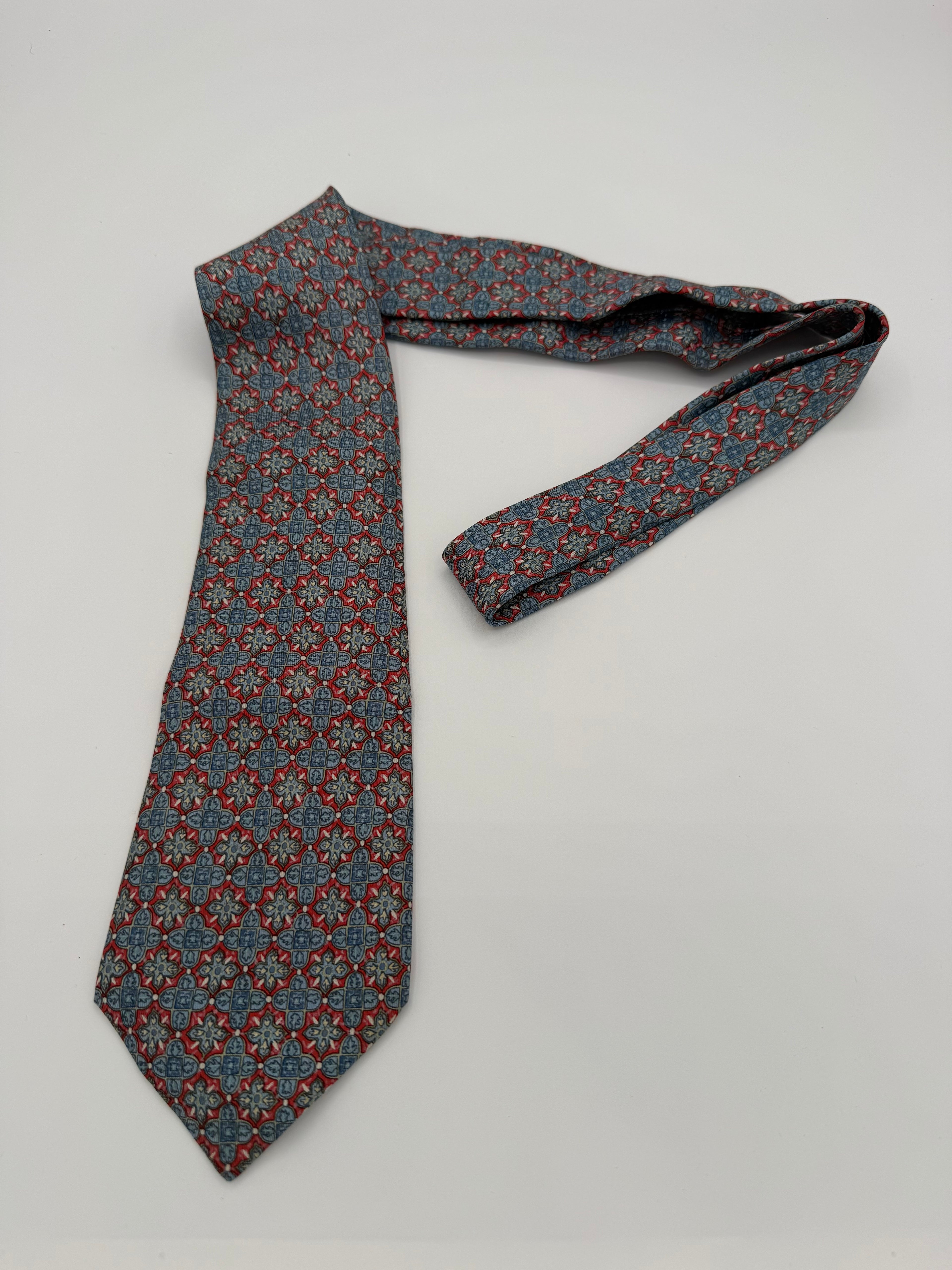 Hèrmes 100% Silk Geometric Print Tie