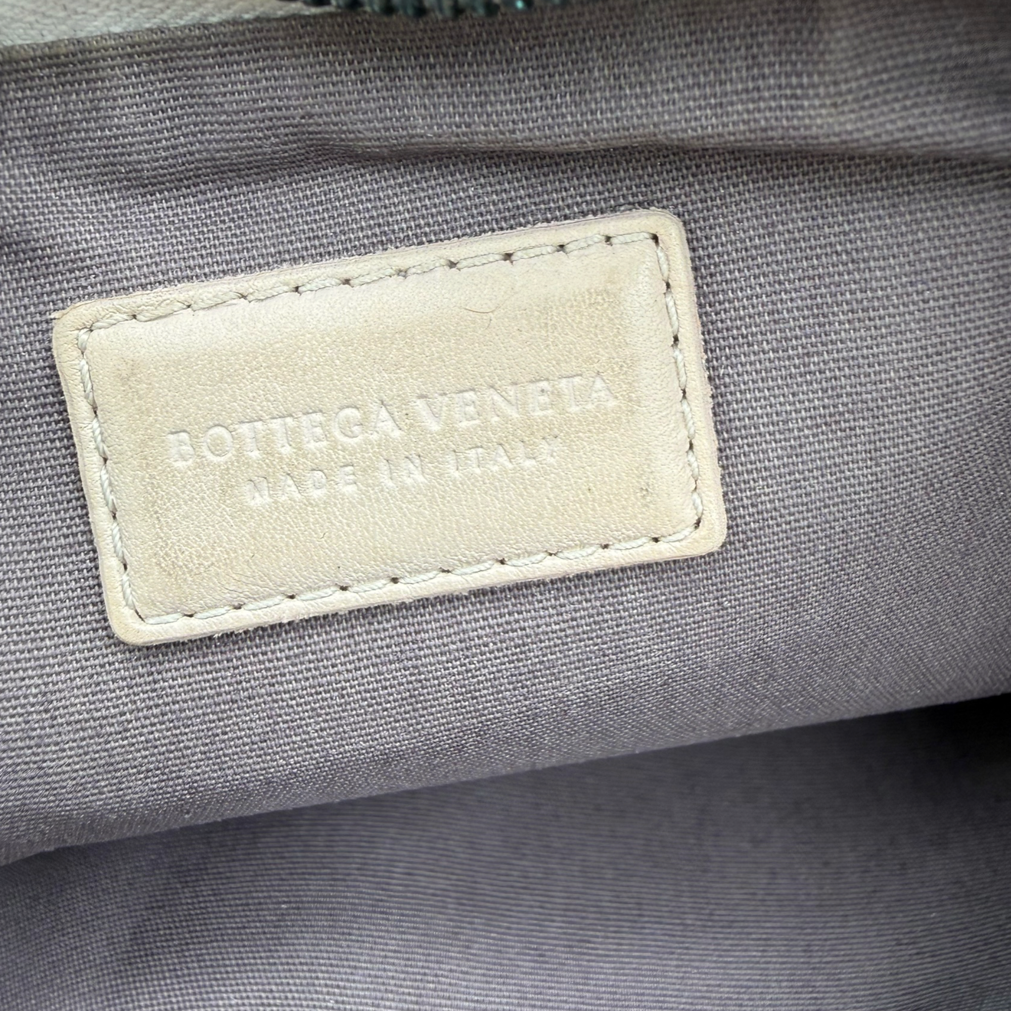 Bottega Veneta Intrecciato Wristlet Clutch Beige/Lime