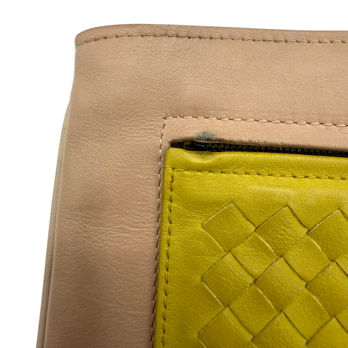 Bottega Veneta Intrecciato Wristlet Clutch Beige/Lime
