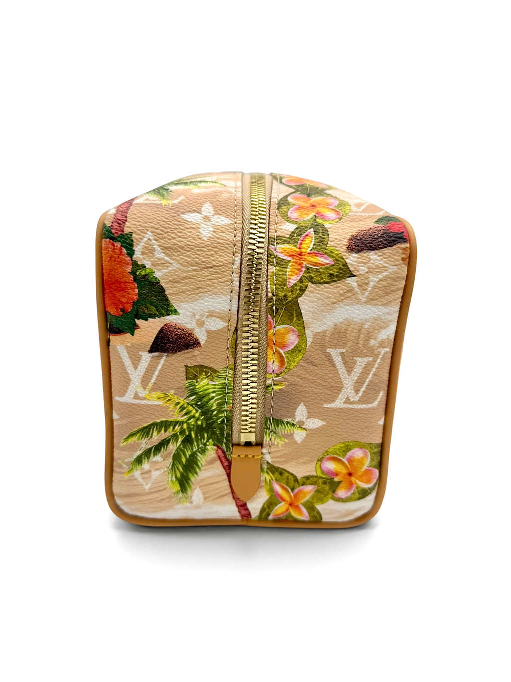 Louis Vuitton Monogram Surfin’ Locker Dopp Kit Sand | Pharrell Pre-Fall 2024