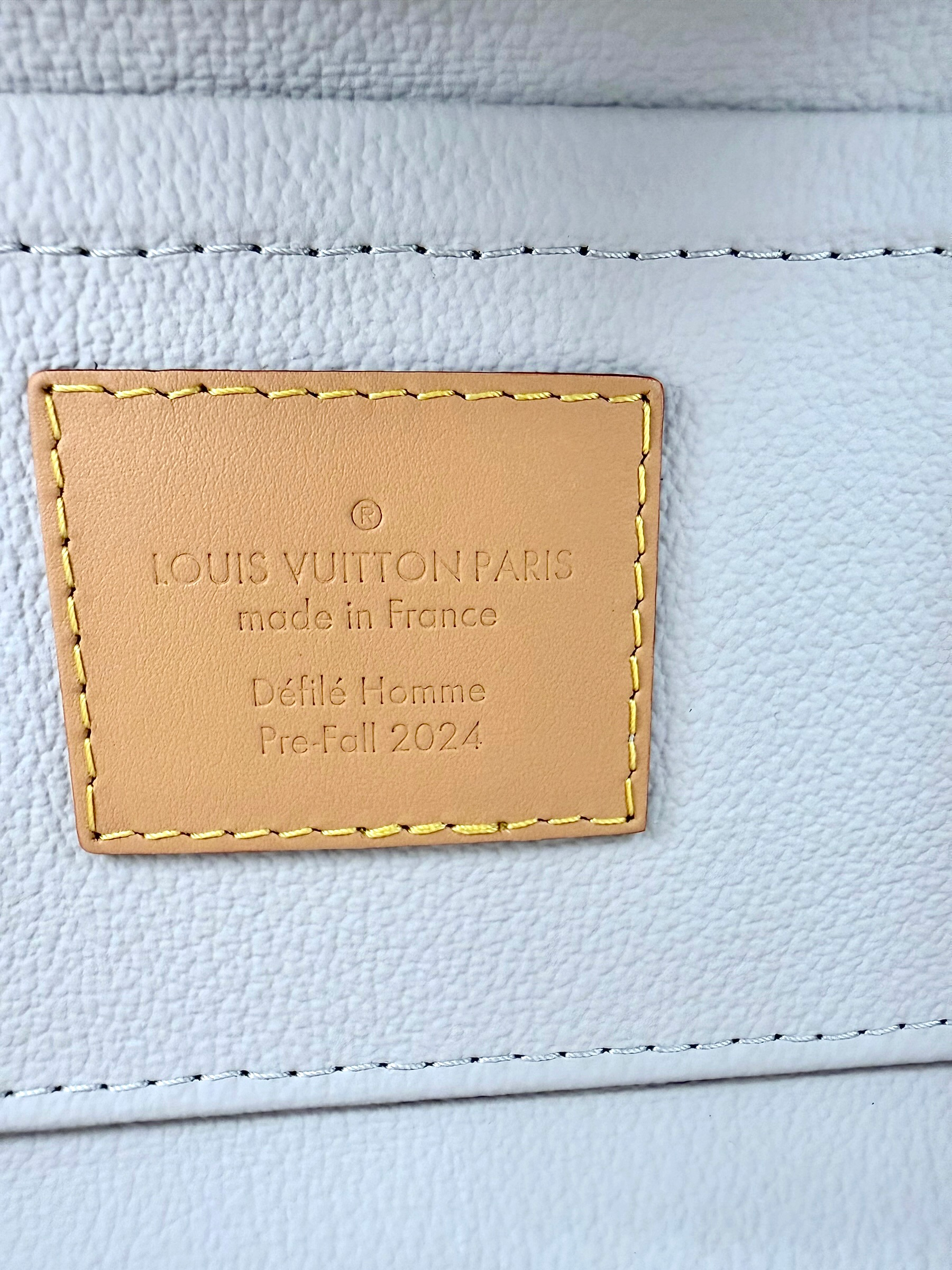 Louis Vuitton Monogram Surfin’ Locker Dopp Kit Sand | Pharrell Pre-Fall 2024