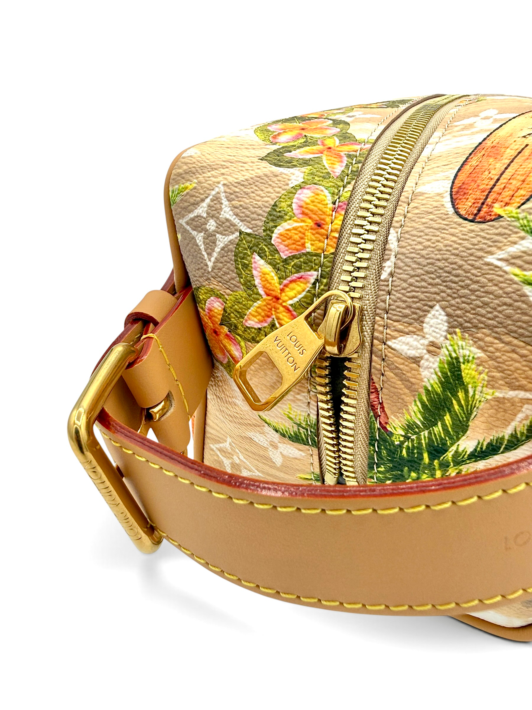 Louis Vuitton Monogram Surfin’ Locker Dopp Kit Sand | Pharrell Pre-Fall 2024