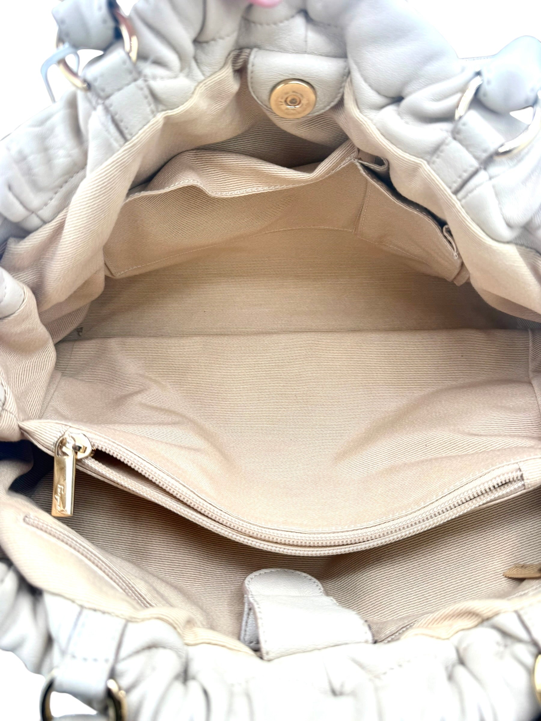 Salvatore Ferragamo Miss Vara Bow Tote – Beige Leather Vintage