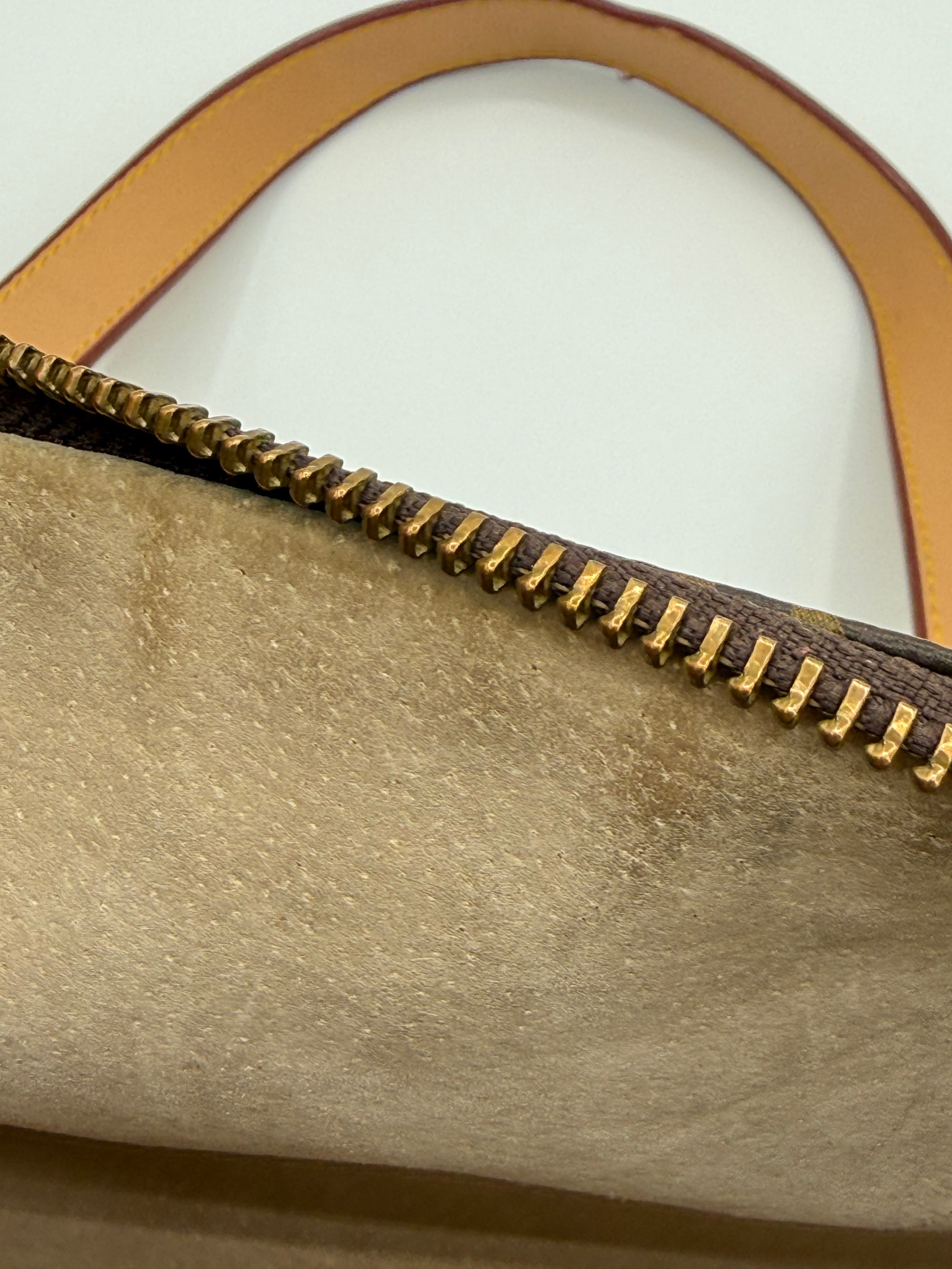 Louis Vouitton Monogram Papillon Barrel Bag Brown