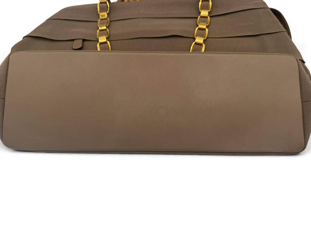 Salvatore Ferragamo Vintage Vara Ribbon Tiered Chain Tote Bag