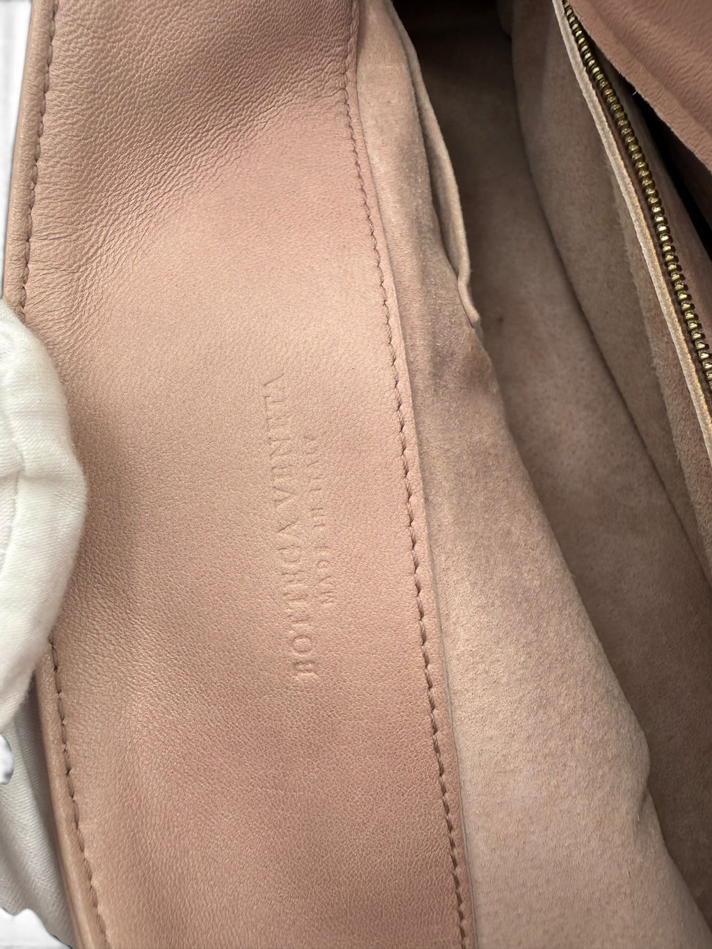 Bottega Veneta Nappa Intrecciato Napoli shoulder bag in a muted mauve-pink